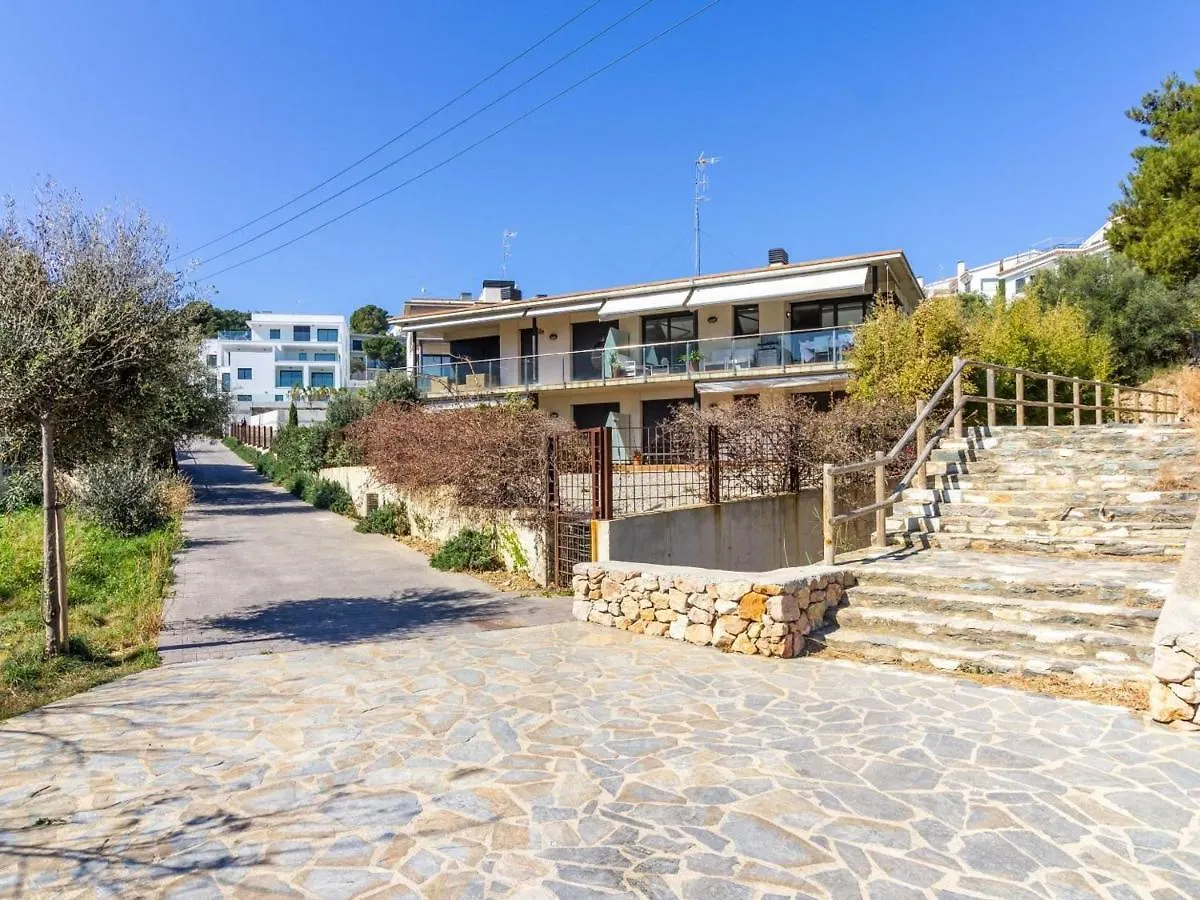 Apartamento De Lujo Frente Al Mar En Playa De La Tonyines, 3 Habitaciones, Terraza, Garaje Y Mas - Es-228-127 Llança