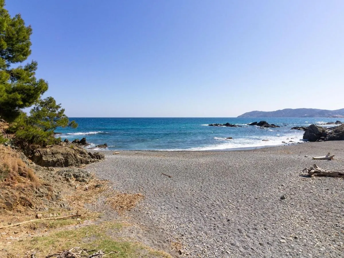 Apartamento De Lujo Frente Al Mar En Playa De La Tonyines, 3 Habitaciones, Terraza, Garaje Y Mas - Es-228-127 Llança